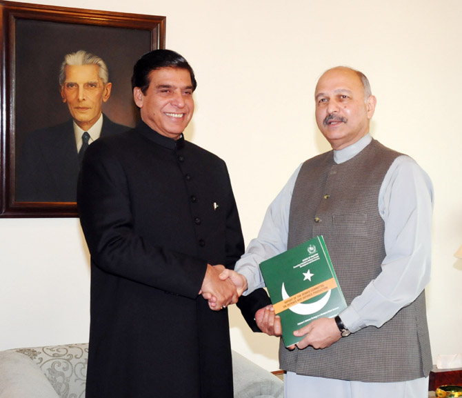 Mushahid presents report of Senate defence committee to PM